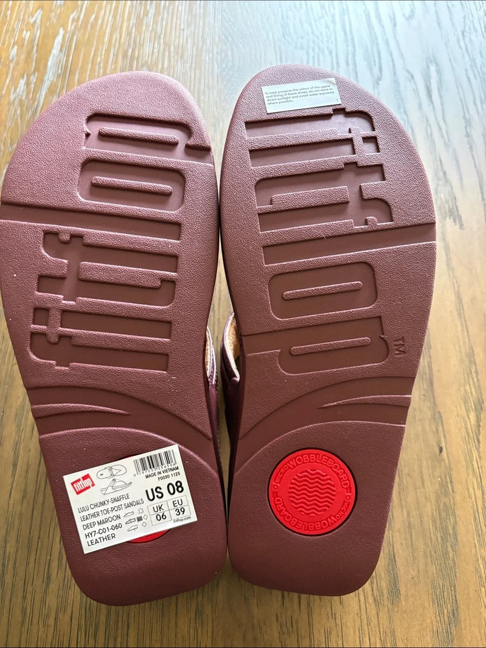 Fitflop Black Fino Stone Trim Toe-Post Sandals Label - Picture 3 of 5